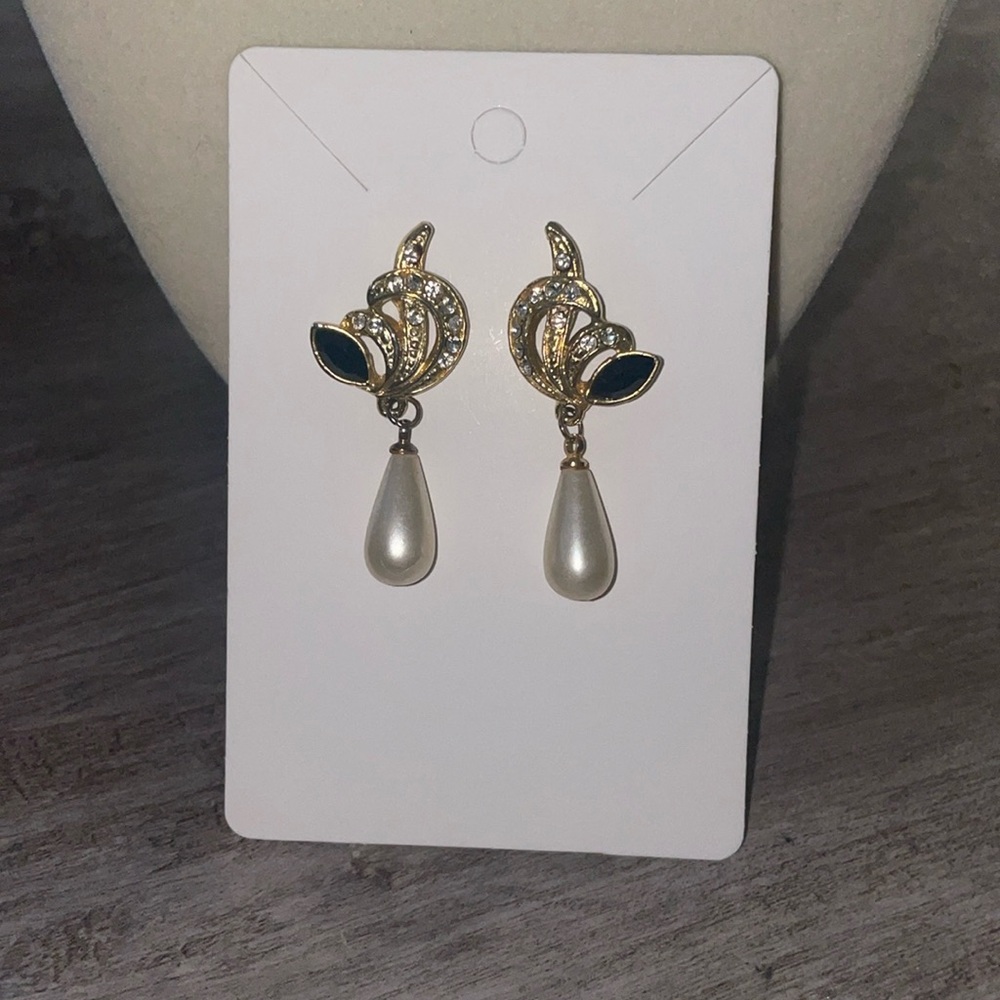 Vintage stud winged drop earrings